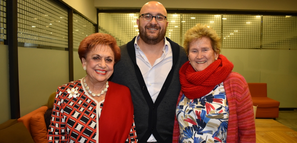 (L-R) Martha Flisser, President of the Mexican Friends Association; Dr. Jacob Hanna; and Ana Flisser, a member of the Mexican Association of Friends and PECEM Coordinator at the Faculty of Medicine at the Universidad Nacional Autónoma de Mexico.