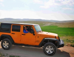 2013 - Lab Trip: Jeeps in the Judean Desert picture no. 5