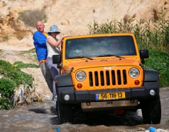 2013 - Lab Trip: Jeeps in the Judean Desert picture no. 75