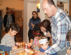 2012 - Farewell to Yossi and Hanukkah Lab Party picture no. 2